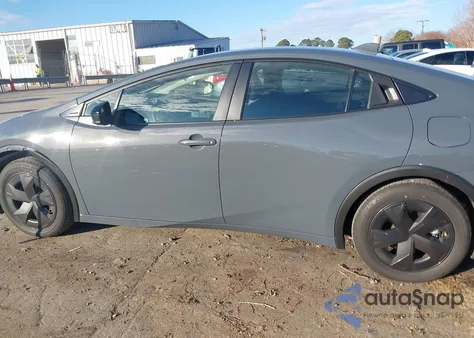 2024 Toyota Prius Le z USA, uszkodzony, nr VIN JTDACAAU0R3020859